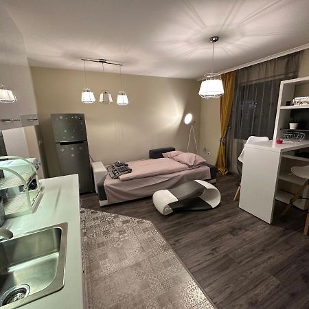Uni Time Apartment By Lmg Sofia Zewnętrze zdjęcie