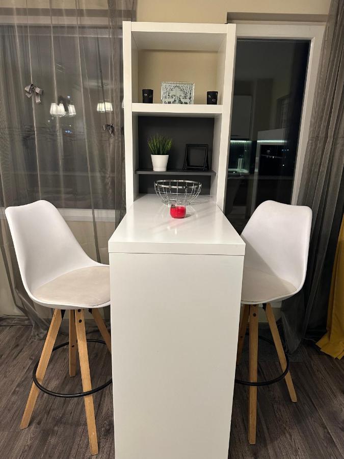 Uni Time Apartment By Lmg Sofia Zewnętrze zdjęcie